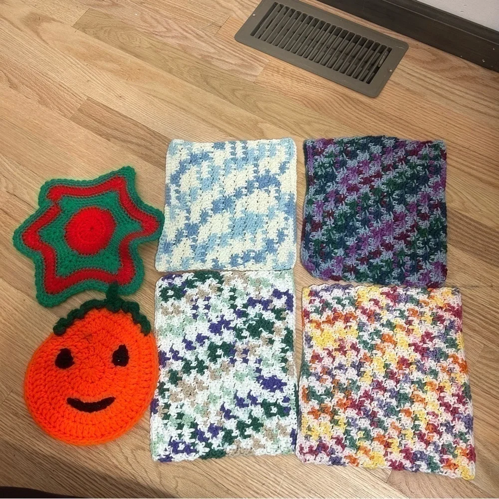 Handmade Vintage Crochet Pot Holders Doilies Colorful Pumpkin Kitchen Home